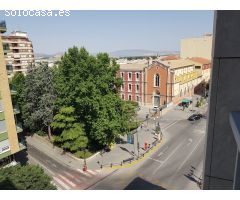 Piso en Avenida Constitución