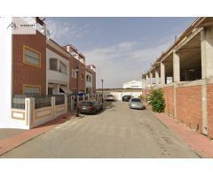 Suelo Urbano con obra parada en Ronda