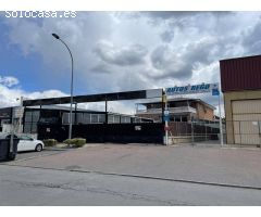 LOCAL + oficina con terreno en venta en Collado Villaba