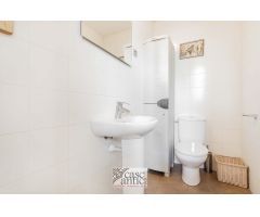 Local duplex en Paseo Picasso