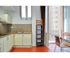 Precioso piso junto a Santa María del Mar