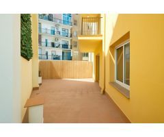 Piso con terraza en el Raval