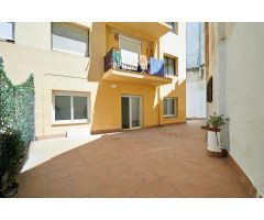 Piso con terraza en el Raval