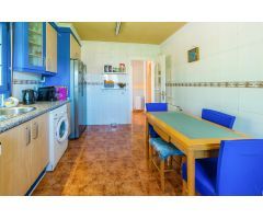 Chalet independiente. Urb. Las Fuentes, Fuentenovilla, Guadalajara.37Om2, 4d, 4b, garaje y piscina.