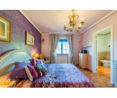 Chalet independiente. Urb. Las Fuentes, Fuentenovilla, Guadalajara.37Om2, 4d, 4b, garaje y piscina.