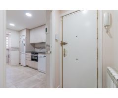 Piso reformado y muy luminoso