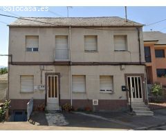Piso en Ponferrada-Compostilla. Piso de 88m2 mas 26 m2 de trastero, 3d, 1b, cocina independiente.