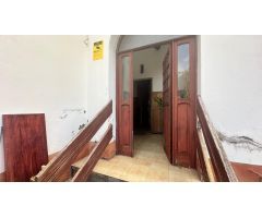 VIVIENDA PARA REFORMAR Y SOLAR