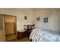 VIVIENDA PARA REFORMAR Y SOLAR
