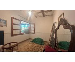 VIVIENDA PARA REFORMAR Y SOLAR