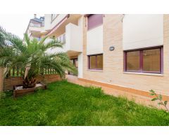 BAJO DÚPLEX CON JARDÍN DE MÁS DE 100M EN LA MEJOR DE ZONA VIÑAS VIEJAS