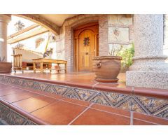 INCREIBLE CHALET INDEPENDIENTE CON FINCA DE OLIVOS
