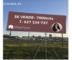 Terreno en venta junto al Centro Comercial 3 Aguas, Alcorcón.