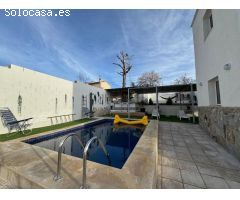 Chalet Independiente en Colmenar de Oreja. Construido hace 3 años, para entrar a vivir y posibilidad
