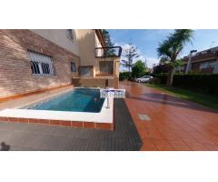 GRAN CHALET CON PISCINA Y JARDIN PROPIOS A 10 MINUTOS DEL CENTRO DE REUS