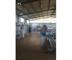 Nave industrial dedicada a fábrica de Panadería en Lorca zona El porvenir
