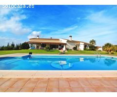 CHALET CON TERRAZA, BARBACOA, JARDÍN Y PISCINA EN PURIAS - LORCA