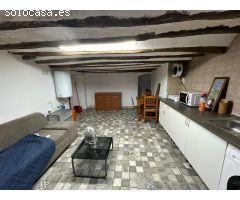 ATENCIÓN INVERSORES, CASA GRANDE CON 3 APARTAMENTOS EN EL PARETÓN
