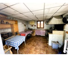 VENTA - 175.000€ - CHALET CON PISCINA VILLENA