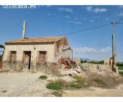 casa para reformar con 7500 m2 de parcela
