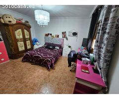 Chalet Adosado en Dolores