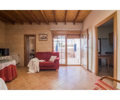 ¡MARAVILLOSA CASA CON ENCANTO EN ALGUEÑA!