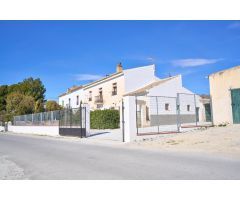 CORTIJO CERCA DE BENAMAUREL