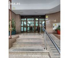 VENTA LOCAL COMERCIAL/OFICINAS JUNTO A PLAYA CANTERAS Y PARQUE SANTA CATALINA.