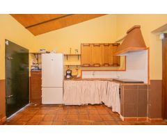 PARCELA RUSTICA CON CASA