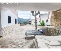 CASA EN VENTA EN CERVELLÓ, DISTRIBUIDA EN DOS VIVIENDAS.