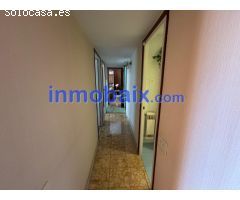 Piso en Venta en Cornella de Llobregat, Barcelona