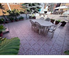 ESPECTACULAR PISO TIPO ADOSADA EN SANT BOI DE LLOBREGAT