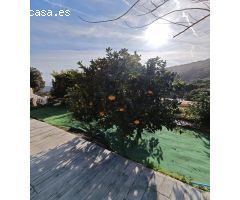 Terreno con piscina y edificación
