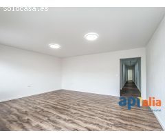 Piso totalmente renovado en Pineda de Mar