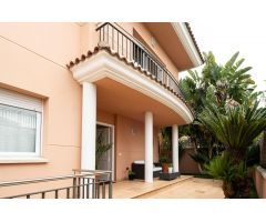 Impresionante chalet con piscina en Vilassar de Dalt