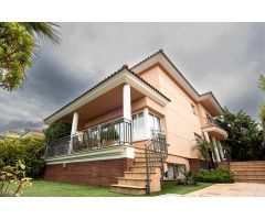 Impresionante chalet con piscina en Vilassar de Dalt
