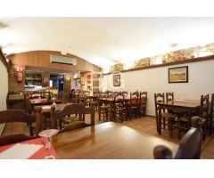 Restaurante en funcionamiento en el centro histórico de Mataró.