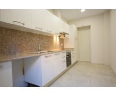 Casa en alquiler en el centro de Mataró con PK incluido.