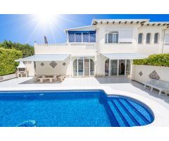 Chalet en Venta en la Nucia, Alicante
