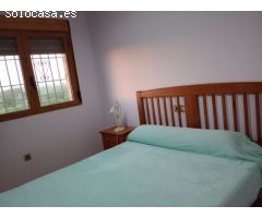Se alquila chalet por 200 euros la noche de viernes o sábado, 400 euros fin de semana, 700 euros la 