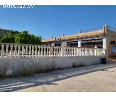 Inmobiliaria Jiménez Huéscar vende fantástico chalet muy amplio en paraje de la Torre en Mula, Murci
