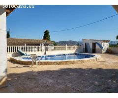 Inmobiliaria Jiménez Huéscar vende fantástico chalet muy amplio en paraje de la Torre en Mula, Murci