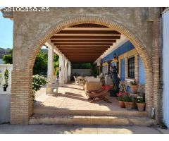 Inmobiliaria Jiménez Huéscar vende fantástico chalet muy amplio en paraje de la Torre en Mula, Murci