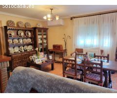 Inmobiliaria Jiménez Huéscar vende fantástico chalet muy amplio en paraje de la Torre en Mula, Murci