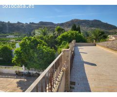 Inmobiliaria Jiménez Huéscar vende fantástico chalet muy amplio en paraje de la Torre en Mula, Murci