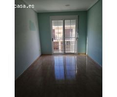 Inmobiliaria Jiménez Huèscar vende dúplex muy amplio en Pliego.