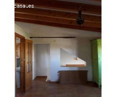 Inmobiliaria Jiménez vende chalet en Mula por sólo 150.000 euros.
