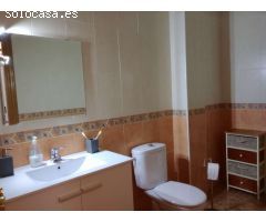 Inmobiliaria Jiménez Huèscar vende piso para entrar a vivir.