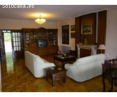 VENTA CHALET ZONA SAN FRONTIS-CARRASCAL, 6 HABITACIONES, TRES BAÑOS, PISCINA, GRAN PARCELA