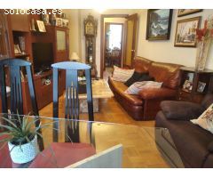 PISO EN VENTA ZONA CANDELARIA. 3 DORMITORIOS, 2 BAÑOS, TRASTERO Y GARAJE